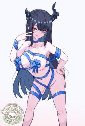 1girl asymmetrical_horns black_hair blue_bow blue_hair blue_ribbon bow breasts colored_inner_hair commentary demon_horns english_commentary flower grey_background hand_on_own_hip heart heart-shaped_pupils highres hololive hololive_english horn_flower horns large_breasts leaning_forward long_hair mole mole_under_eye moral_cacoethes multicolored_hair naked_ribbon navel nerissa_ravencroft parted_lips red_eyes ribbon simple_background solo standing symbol-shaped_pupils two-tone_hair uneven_horns very_long_hair virtual_youtuber