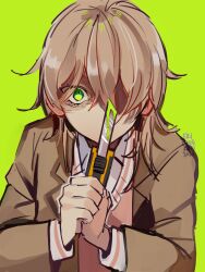 Rule 34 | 1girl, 2021, blazer, blood, boxcutter, brown jacket, coll (erichankun), collared shirt, covered mouth, green background, green blood, green eyes, hair over one eye, holding, holding boxcutter, jacket, kusunoki muu, light brown hair, long sleeves, looking at viewer, milgram, one eye covered, pink sweater, red ribbon, ribbon, school uniform, shirt, short hair, signature, solo, sweater, white shirt