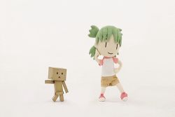 Rule 34 | 1girl, animated, animated gif, arm behind head, artist request, box, brown shorts, danboo, dancing, green hair, hand on own hip, koiwai yotsuba, lowres, quad tails, raglan sleeves, shoes, short hair, shorts, smile, source request, stop motion, switch, unconventional media, yotsubato!