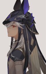 Rule 34 | animal hat, black choker, black hat, choker, closed mouth, commentary request, cyno (genshin impact), dark-skinned male, dark skin, from side, genshin impact, grey background, grey hair, hair between eyes, hat, highres, long hair, looking at viewer, profile, red eyes, short sleeves, simple background, solo, upper body, zaso