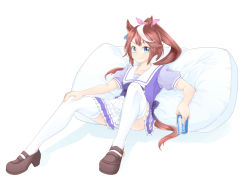Rule 34 | &gt;:), 1girl, animal ears, blue eyes, brown footwear, brown hair, can, closed mouth, full body, hair ribbon, holding, holding can, horse ears, horse girl, horse tail, kumataka, loafers, long hair, looking at viewer, multicolored hair, pink ribbon, pleated skirt, puffy short sleeves, puffy sleeves, purple shirt, ribbon, school, school uniform, shirt, shoes, short sleeves, sitting, skirt, smile, solo, streaked hair, tail, thighhighs, tokai teio (umamusume), tracen school uniform, two-tone hair, umamusume, uniform, white background, white hair, white skirt, white thighhighs