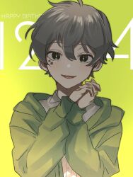 Rule 34 | 1boy, ahoge, black eyes, black hair, bright pupils, cardigan, collared shirt, commentary, dated, double-parted bangs, english text, facial mark, fingernails, green background, green cardigan, hair between eyes, happy birthday, highres, interlocked fingers, kagerou project, kokonose haruka, long sleeves, looking at viewer, male focus, mokemoke chan, open cardigan, open clothes, open mouth, own hands together, shirt, short hair, smile, solo, straight-on, unbuttoned, white shirt, yellow background