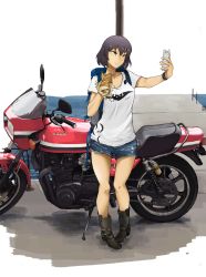 Rule 34 | 1girl, absurdres, backpack, bag, black footwear, blue shorts, boots, breasts, brown hair, casual, cellphone, cleavage, closed mouth, commentary, dark-skinned female, dark skin, denim, denim shorts, food, girls und panzer, green eyes, head tilt, highres, holding, holding food, holding phone, hoshino (girls und panzer), kawasaki, kawasaki gpz1100, medium breasts, motor vehicle, motorcycle, nokogiriotoko, phone, print shirt, sandwich, shirt, short hair, short shorts, short sleeves, shorts, smartphone, smile, solo, standing, t-shirt, white shirt, wristband