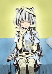 Rule 34 | 1girl, animal ears, atla fayon, bandaged arm, bandaged leg, bandages, bed sheet, black hair, blind, blue shirt, closed eyes, green background, hands up, highres, lion ears, lion girl, lion tail, long hair, minami seira, multicolored hair, on bed, parted lips, pillow, second-party source, shirt, short sleeves, simple background, sitting, solo, streaked hair, tail, tate no yuusha no nariagari, two-tone hair, white hair