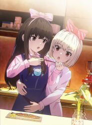 Rule 34 | 2girls, absurdres, alternate costume, animal print, apron, bear print, black hair, blonde hair, blue apron, bob cut, bow, chopsticks, commentary, cooking, edgar syu, fish, fish (food), food, hair bow, hands on another&#039;s hips, hands up, highres, holding, holding chopsticks, indoors, inoue takina, kitchen, long hair, long sleeves, looking at another, lycoris recoil, multiple girls, nishikigi chisato, open mouth, pink bow, pink shirt, purple eyes, red eyes, shirt, short hair, standing, two-tone bow, yuri