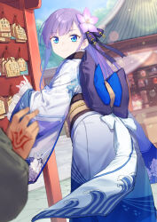 Rule 34 | 1boy, 1girl, architecture, ass, blue eyes, coffeekite, command spell, day, east asian architecture, fate/grand order, fate (series), flower, from behind, fujimaru ritsuka (male), furisode, hair flower, hair ornament, hair ribbon, highres, japanese clothes, kimono, long hair, looking at viewer, meltryllis (fate), nengajou, new year, obi, outdoors, print kimono, purple hair, ribbon, sash, smile, solo focus, standing, temple, very long hair, white kimono, wide sleeves