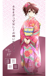 Rule 34 | 1girl, alternate costume, blush, brown hair, closed mouth, dated, floral print, flower, full body, hair flower, hair ornament, happy new year, hibike! euphonium, highres, japanese clothes, kimono, looking at viewer, new year, nii manabu, obi, oumae kumiko, own hands together, pillarboxed, pink flower, pink kimono, print kimono, sash, short hair, short ponytail, smile, solo, standing, translation request, yellow eyes, yukata