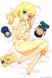 Rule 34 | 1girl, :&gt;, :3, aged down, ahoge, alternate costume, artoria pendragon (all), artoria pendragon (fate), barefoot, blonde hair, character doll, diarmuid ua duibhne (lancer) (fate), doll, fate/stay night, fate/zero, fate (series), feet, fetal position, full body, gilgamesh (fate), gilles de rais (caster) (fate), green eyes, highres, long hair, looking at viewer, lying, on side, pajamas, plantar flexion, saber (fate), simple background, solo, takeuchi takashi, toes