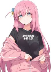 Rule 34 | 1girl, black shirt, blue eyes, bocchi the rock!, breasts, commentary request, cube hair ornament, gotoh hitori, hair ornament, hot, jacket, kamidan, long hair, looking at viewer, partially unzipped, pink hair, pink jacket, raised eyebrows, shirt, side ahoge, simple background, solo, sweat, t-shirt, track jacket, translation request, upper body, very long hair, white background