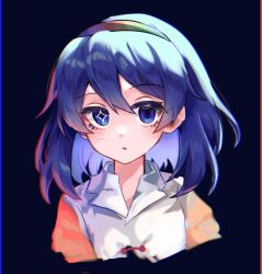 +_+ 1girl amadare_rak black_background blue_eyes blush commentary_request hairband looking_at_viewer multicolored_hairband simple_background solo tenkyuu_chimata touhou upper_body