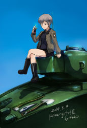 Rule 34 | 10s, 1girl, artist name, axe, bad id, bad pixiv id, blue background, bottle, breasts, coca-cola, dated, girls und panzer, highres, holding, jacket, m4 sherman, military, military vehicle, motor vehicle, naomi (girls und panzer), open mouth, red eyes, saunders military uniform, short hair, shorts, shovel, sky, smile, solo, solokov (okb-999), tank