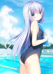 Rule 34 | 1girl, absurdres, alternate costume, ass, bare shoulders, black one-piece swimsuit, blue eyes, blue hair, blue sky, blurry, blurry background, blush, breasts, cloud, competition school swimsuit, day, depth of field, gochuumon wa usagi desu ka?, hair between eyes, hair ornament, highres, kafuu chino, long hair, looking at viewer, looking back, one-piece swimsuit, outdoors, pizzzica, pool, school swimsuit, sky, small breasts, solo, standing, swimsuit, very long hair, water, wet, x hair ornament