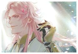 Rule 34 | 1boy, akr noze, ancient greek clothes, apollo (shuumatsu no valkyrie), armored gloves, bishounen, black gloves, diamond (shape), diamond hair ornament, from side, gloves, greco-roman clothes, hand in own hair, highres, long hair, looking at viewer, male focus, pink hair, revision, shuumatsu no valkyrie, smile, smug, sunlight, upper body, yellow eyes
