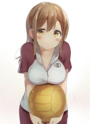 Rule 34 | 1girl, ball, blush, breasts, brown eyes, brown hair, closed mouth, commentary request, eyes visible through hair, gym uniform, hair between eyes, holding, holding ball, kunikida hanamaru, large breasts, long hair, looking at viewer, love live!, love live! sunshine!!, micopp, short sleeves, simple background, smile, solo, sportswear, volleyball (object), volleyball uniform, white background, yellow eyes, zipper
