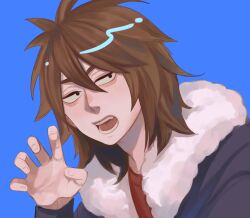 Rule 34 | 1boy, black jacket, blue background, brown hair, chinese commentary, claw pose, commentary request, fang, fur-trimmed jacket, fur trim, hair between eyes, highres, isoi reiji, jacket, long sleeves, male focus, medium hair, open clothes, open jacket, open mouth, red shirt, saibou shinkyoku, sanpaku, shirt, simple background, solo, yutoumocha