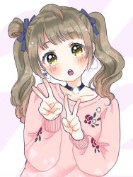Rule 34 | 10s, 1girl, :o, alternate hairstyle, blue bow, blush, bow, choker, dochizame-chan (araburumochi), double v, earrings, floral print, grey hair, hair bow, jewelry, long hair, long sleeves, looking at viewer, love live!, love live! school idol project, minami kotori, pink sweater, pom pom (clothes), solo, sweater, twintails, twintails day, upper body, v, yellow eyes