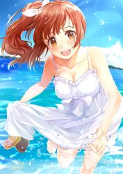 Rule 34 | 1girl, :d, bare shoulders, blue sky, blush, bow, breasts, brown eyes, brown hair, cleavage, cloud, collarbone, cowboy shot, dated, day, dot nose, dress, frilled dress, frills, hair bow, hair ribbon, holding sandals, horizon, idolmaster, idolmaster cinderella girls, idolmaster cinderella girls starlight stage, igarashi kyoko, leg up, lens flare, long hair, looking at viewer, medium breasts, nira (vira), ocean, open mouth, outdoors, ribbon, shoes, unworn shoes, side ponytail, signature, sky, sleeveless, sleeveless dress, smile, solo, sparkle, splashing, standing, standing on one leg, teeth, upper teeth only, white dress, white ribbon